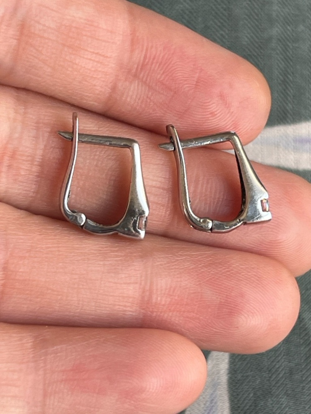14k white gold  Cone Drop Earrings with Diamonds - Picture 7 of 9